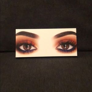 “The Royal Peach Palette” by Kylie Cosmetics